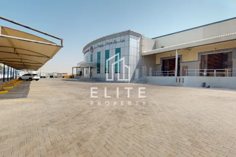 Entrepôt à Jebel Ali, Dubai, 5838 m², № 38891 - photo 15