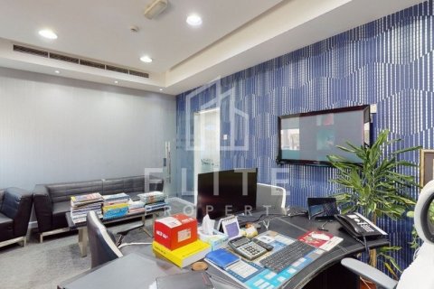 Almacén en Jebel Ali, Dubai, 5838 m², № 38891 - foto 17
