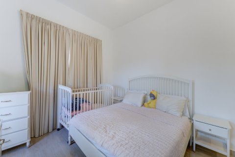 Apartment in Dubai 3 bedrooms, 179 sq.m. № 99351 - photo 9