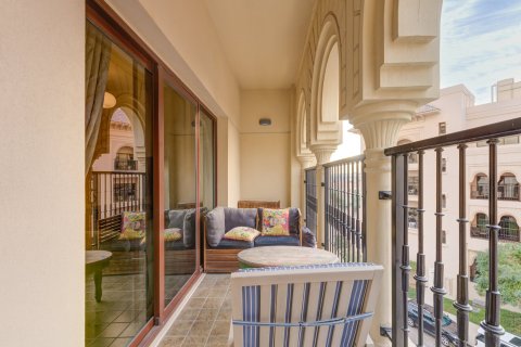 Apartment in Dubai 3 bedrooms, 179 sq.m. № 99351 - photo 6