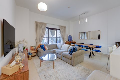 Apartment in Dubai 3 bedrooms, 179 sq.m. № 99351 - photo 4