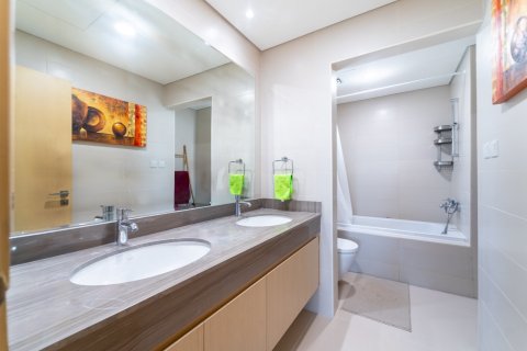 Adosado en Dubai, 3 dormitorios, 325 m², № 99353 - foto 13