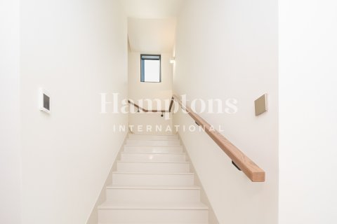 Villa en Arabian Ranches 3, Dubai, 4 dormitorios, 447.97826600 m², № 84018 - foto 13