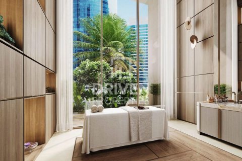 Apartment in Downtown Dubai (Downtown Burj Dubai), Dubai 1 bedroom, 111.48 sq.m. № 136079 - photo 2