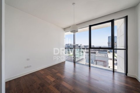 Appartement à City Walk, Dubai, 2 chambres, 159.79 m², № 136088 - photo 2