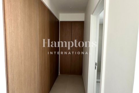 Снять в аренду виллу в Dubai South (Dubai World Central), Дубай: 4 спальни, 372.88012595м², № 92959 - фото 15