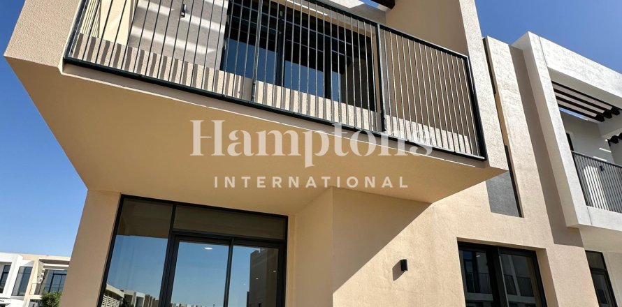 Вилла в Dubai South (Dubai World Central), Дубай, 4 спальни, 372.88м², № 92959