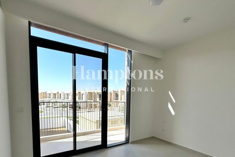 Снять в аренду виллу в Dubai South (Dubai World Central), Дубай: 4 спальни, 372.88012595м², № 92959 - фото 7