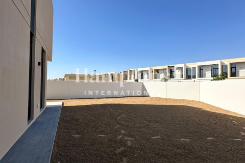 Снять в аренду виллу в Dubai South (Dubai World Central), Дубай: 4 спальни, 372.88012595м², № 92959 - фото 5