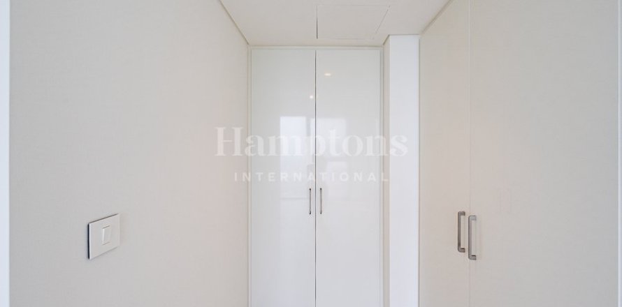 Квартира в Zabeel, Дубай, 1 спальня, 69.1198м², № 92965