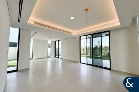 Villa en Arabian Ranches 3, Dubai, 4 dormitorios, 448 m², № 79085 - foto 2