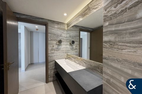 Villa en Arabian Ranches 3, Dubai, 4 dormitorios, 448 m², № 79085 - foto 15