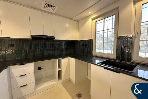 Снять в аренду квартиру в Dubai Land, Дубай: 2 спальни, 160м², № 79084 - фото 8