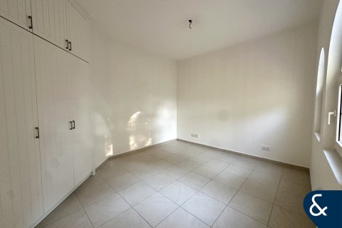 Снять в аренду квартиру в Dubai Land, Дубай: 2 спальни, 160м², № 79084 - фото 9