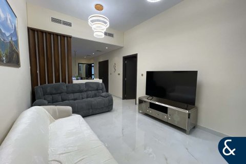 Adosado en DAMAC Hills (Akoya by DAMAC), Dubai, 4 dormitorios, 240 m², № 79122 - foto 18