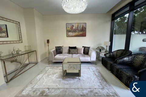 Adosado en DAMAC Hills (Akoya by DAMAC), Dubai, 4 dormitorios, 240 m², № 79122 - foto 7