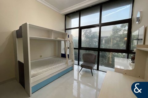 Adosado en DAMAC Hills (Akoya by DAMAC), Dubai, 4 dormitorios, 240 m², № 79122 - foto 23