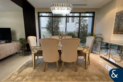 Adosado en DAMAC Hills (Akoya by DAMAC), Dubai, 4 dormitorios, 240 m², № 79122 - foto 10