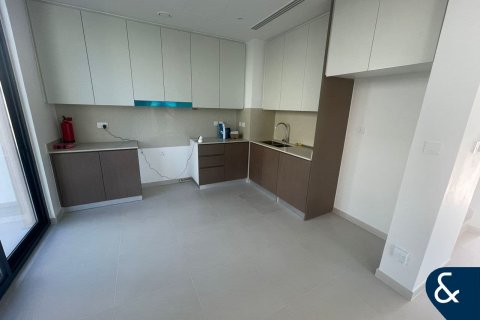 Villa in Dubai South (Dubai World Central), Dubai 4 bedrooms, 395 sq.m. № 79121 - photo 7