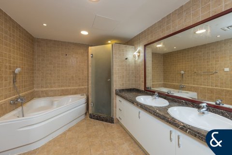 Adosado en Green Community, Dubai, 4 dormitorios, 454 m², № 79120 - foto 8