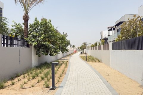 Terreno en Jumeirah Park, Dubai, 738.5 m², № 49147 - foto 3