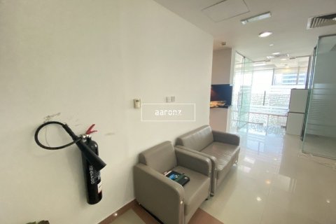 Bureau à Business Bay, Dubai, 89.3 m², № 49148 - photo 8