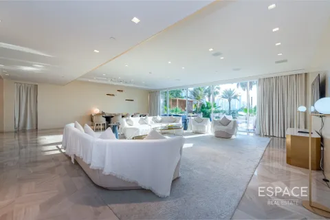 Appartement à Palm Jumeirah, Dubai, 5 chambres, 1145 m², № 62098 - photo 5