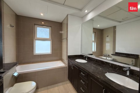 Villa in Dubai 3 bedrooms, 254.1 sq.m. № 124337 - photo 8