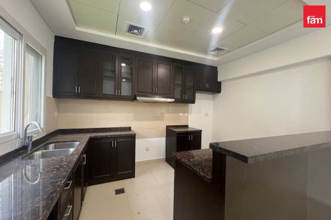 Villa in Dubai 3 bedrooms, 254.1 sq.m. № 124337 - photo 11