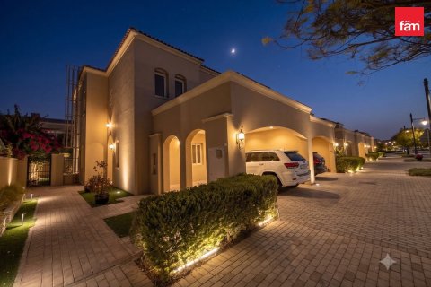 Villa in Dubai 3 bedrooms, 254.1 sq.m. № 124337