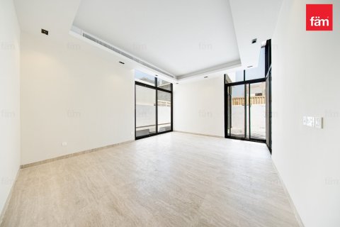 Villa in Al Barsha, Dubai 4 bedrooms, 929 sq.m. № 124340 - photo 22