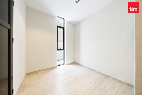 Villa in Al Barsha, Dubai 4 bedrooms, 929 sq.m. № 124340 - photo 9