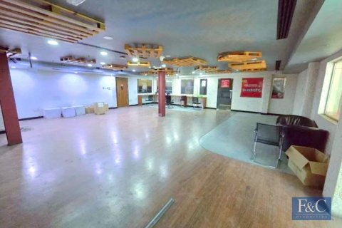 Entrepôt à Al Quoz Industrial Area, Al Quoz, Dubai, 3577 m², № 103752 - photo 9