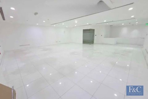 Entrepôt à Al Quoz Industrial Area, Al Quoz, Dubai, 3577 m², № 103752 - photo 10