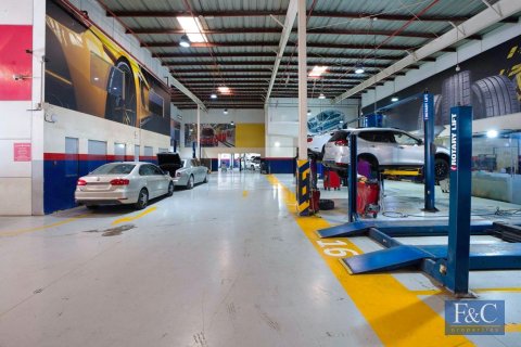 Entrepôt à Al Quoz Industrial Area, Al Quoz, Dubai, 3577 m², № 103752 - photo 3
