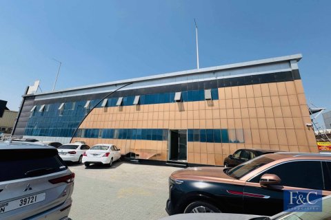 Warehouse in Al Quoz Industrial Area, Al Quoz, Dubai 557 sq.m. № 103762 - photo 3