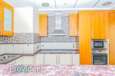 Appartement à Jumeirah Beach Residence, Dubai, 2 chambres, № 3137 - photo 5