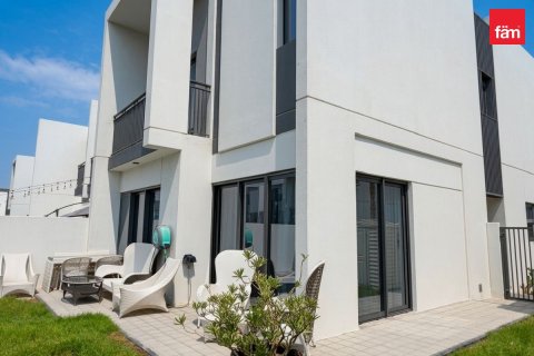 Villa in Dubai 4 bedrooms, 258.5 sq.m. № 124401