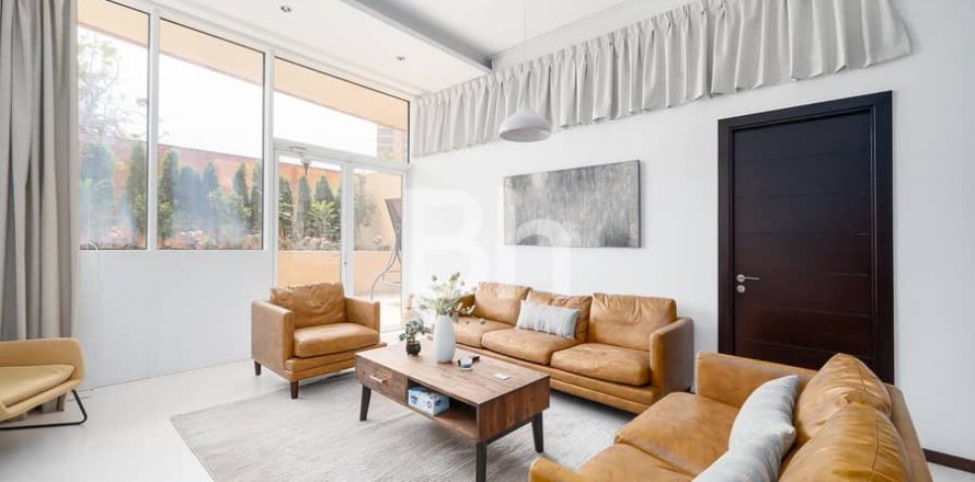 Квартира в Пальме Джумейре, Дубай, 2 спальни, 159м², № 56802