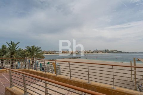 Снять в аренду квартиру в Пальме Джумейре, Дубай: 2 спальни, 159м², № 56802 - фото 5