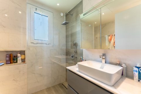 Снять в аренду виллу в The Lakes, Дубай: 3 спальни, 244.14908400м², № 95160 - фото 7