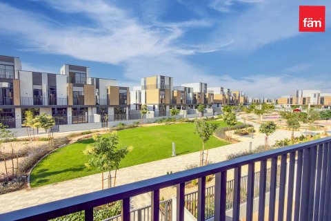 Townhouse in Dubai 3 bedrooms, 168 sq.m. № 71877 - photo 8