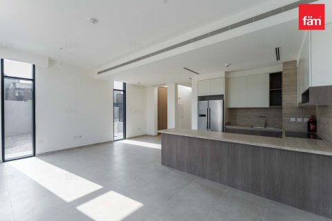 Townhouse in Dubai 3 bedrooms, 168 sq.m. № 71877 - photo 16