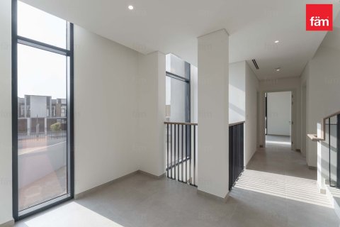 Townhouse in Dubai 3 bedrooms, 168 sq.m. № 71877 - photo 12