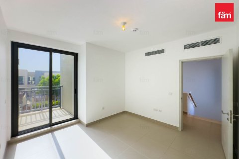 Снять в аренду виллу в Дубай Хилс Эстейт, Дубай: 3 спальни, 195м², № 71874 - фото 6