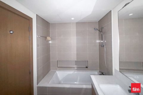 Снять в аренду квартиру в Дубае: 2 спальни, 100.5м², № 71875 - фото 16