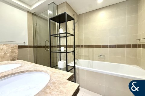 Apartment in Downtown Dubai (Downtown Burj Dubai), Dubai 1 bedroom, 79 sq.m. № 98777 - photo 6