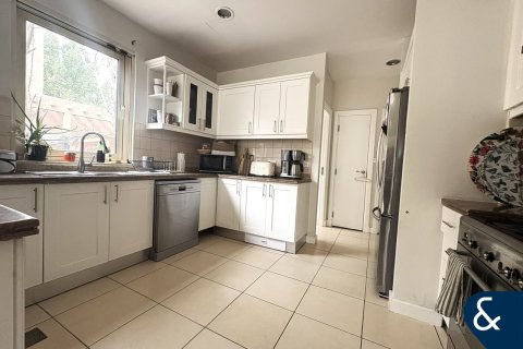 Снять в аренду виллу в Арабиан Ранчес, Дубай: 3 спальни, 299м², № 98778 - фото 7