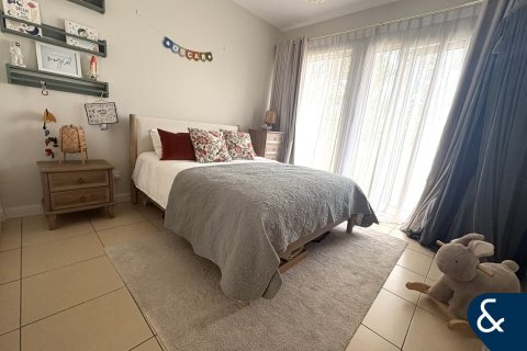 Снять в аренду виллу в Арабиан Ранчес, Дубай: 3 спальни, 299м², № 98778 - фото 13