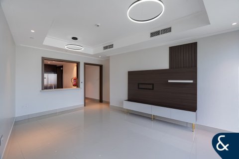 Снять в аренду квартиру в Бурдж-Халифе, Дубай: 2 спальни, 127м², № 98798 - фото 4